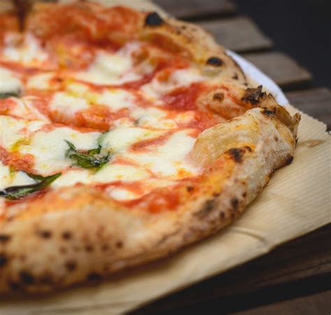 Pizza Napoletana Fatta In Casa Ricetta