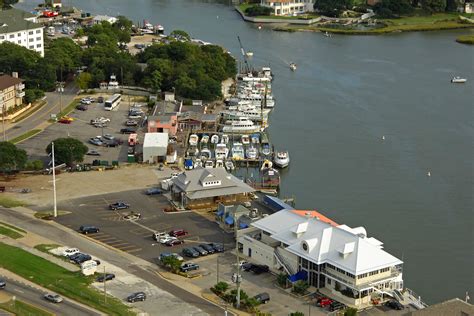 Lynnhaven Seafood Market And Marina In Virginia Beach Va United States