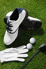 Pictures of Spikeless Vs Spiked Golf Shoes