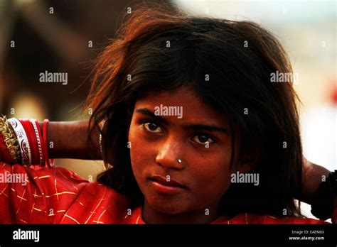 Poor Indian Child Hi Res Stock Photography And Images Alamy