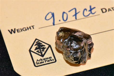 Man Finds 9 Carat Diamond 2nd Largest In Crater Of Diamonds State Park