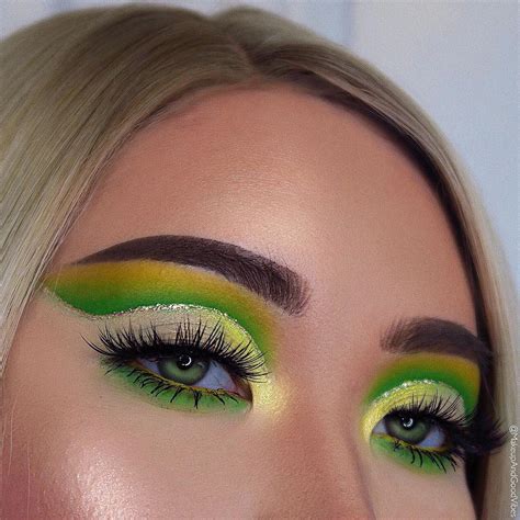 Look Gorgeous In Green Makeup For St Patricks Day Bh Cosmetics