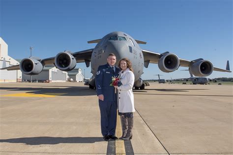 Airman Gets Married In The Cargo Hold Of A USAF C Globemaster III Airlifter The Aviation