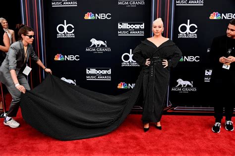 Christina Aguilera At The Billboard Music Awards 2018 Popsugar Celebrity Uk Photo 2
