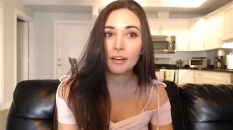 10 Things You Didn T Know About Twitch Streamer Alinity Divine