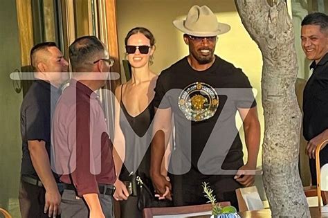 jamie foxx holds hands with girlfriend alyce huckstepp on date in mexico
