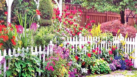 Whether you are new to raised bed gardening or you're a raised bed gardening pro, we've got some gardening tips below on let's say, for an example, your soil in your raised bed is drying out too fast. Steps to clean your flower bed | Daily News