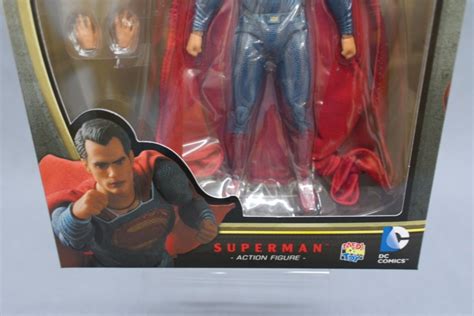 Mafex No 018 Mafex Superman Batman Vs Superman Dawn Of Justice Medicom Toy Mykombini
