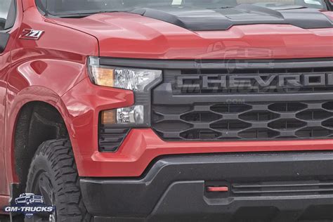 First Look At 2022 Chevrolet Silverado Custom And Wt Gm