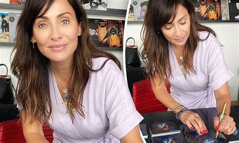 Whats Her Secret Age Defying Natalie Imbruglia 46 Shows Off Her