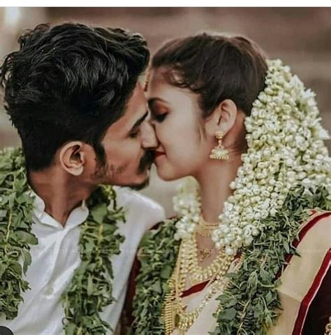 Pin By Sree On U Wedz Me Indian Wedding Photography Wedding Couple