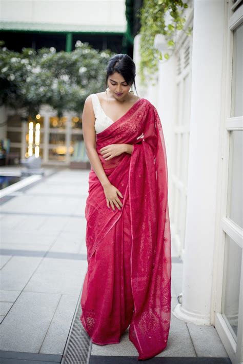 Amala Paul Sexy Photoshoot In Pink Saree Going Viral On Social Media