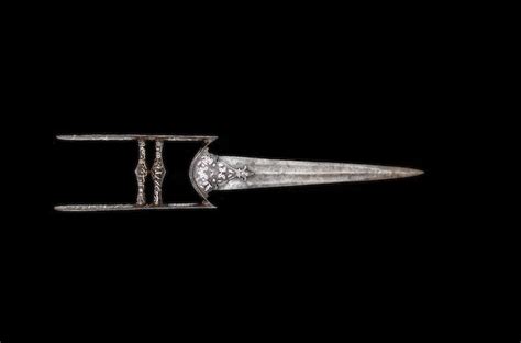 bonhams a safavid silver inlaid steel dagger khatar persia 18th century