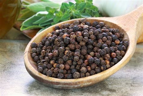 काली मिर्च के फायदे और औषधीय गुण Benefit Of Pepper Healthtips