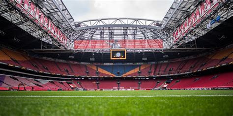 De amsterdam arena, johan cruijff arena, heeft een eigen parkeergarage. AMSTERDAM - Johan Cruijff ArenA (55,134) - UEFA EURO 2020 ...