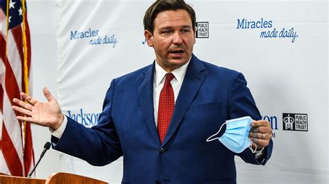 5 000 Healthcare Workers Call On Florida Gov Ron Desantis To Issue A State Wide Mask Order Ktla