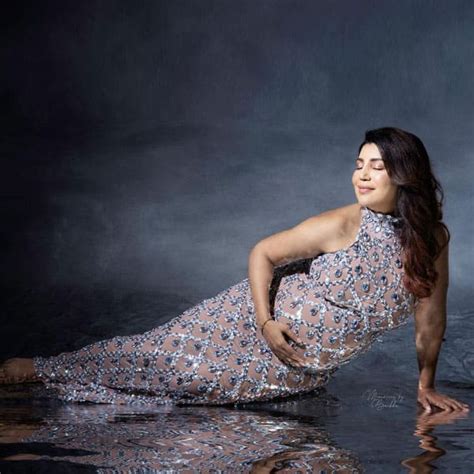 Debina Bonnerjee Pulls A Kim Kardasian In Her Latest Maternity