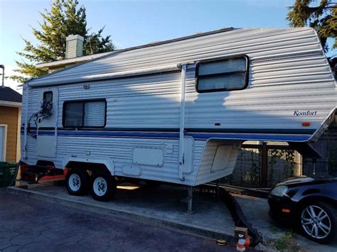 1999 Used Komfort Komfort Fifth Wheel In Washington Wa