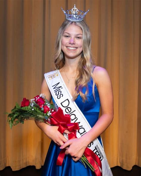 Felton Girl Crowned Miss Delawares Outstanding Teen Cape Gazette