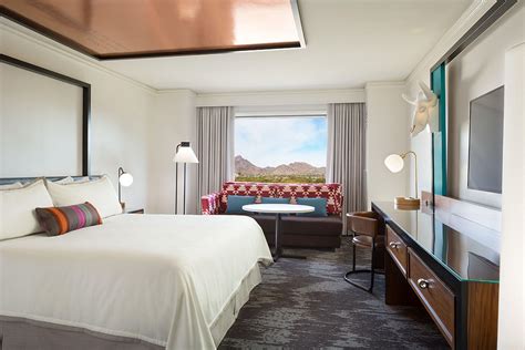 Luxury Phoenix Arizona Hotel Rooms And Suites The Camby Autograph