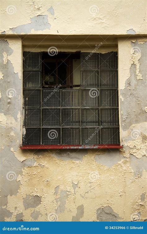 Old Glass Bricks Window Stock Photo Image Of Exterior 34253966