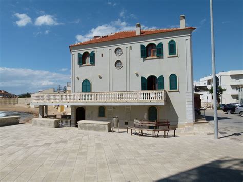 Book b&b la casa di montalbano, punta secca on tripadvisor: Casa di Montalbano, Punta Secca, Ragusa, Sicilia. | Sicily ...