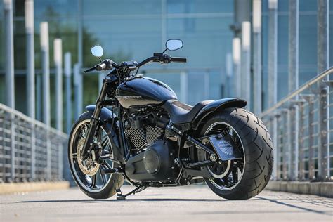Darkhead Customized Thunderbike Harley Davidson Breakout By Ben Ott