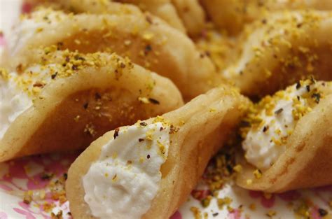 The Best Lebanese Sweets All Dessert Lovers Needs To Try