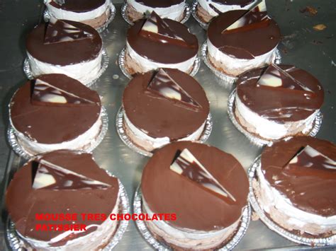 Parece muy largo por las explicaciones, pero porque repetimos el proceso tres veces. La pequeña Confiteria: MOUSSE TRES CHOCOLATES