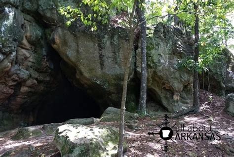 This Is Unbelievable Indian Rock House Cave In Fairfield Bay Arkansas