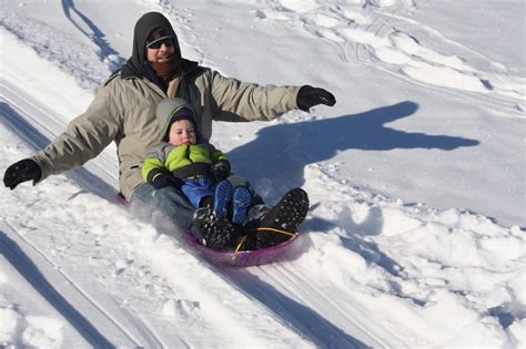 Where To Go Sledding In Milwaukee 12 Great Hills And Parks