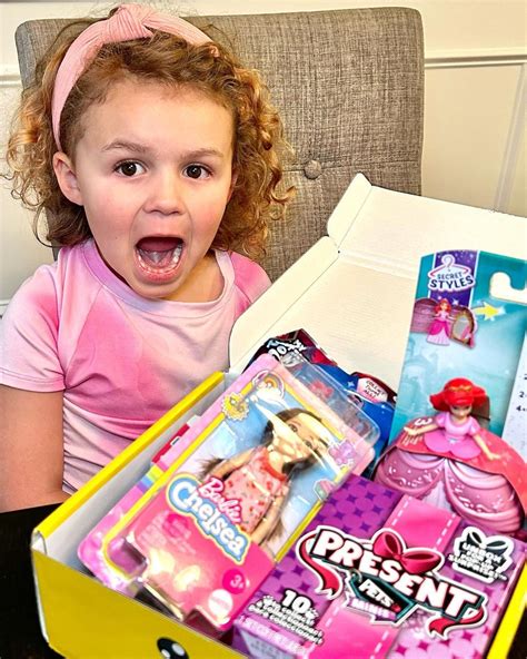 Cratejoy One Excited Girl To Receive Her First Toy Box