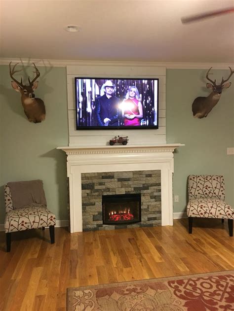 Perhaps you actually don't have a fireplace and surround in the first in that case, we'd absolutely suggest taking a good look at how fix this, build that not only built a diy surround to frame their electric fireplace, but. DIY fireplace surround for electric insert. Used old ...