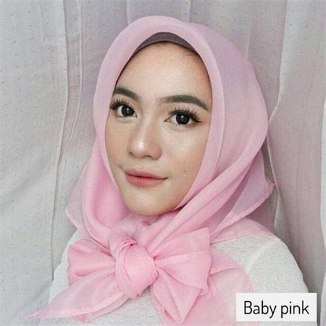 44 Jilbab Saudia Warna Baby Pink Konsep Terbaru