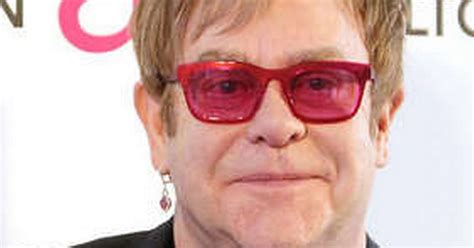 Elton John To Receive Aids Charity Award Daily Star