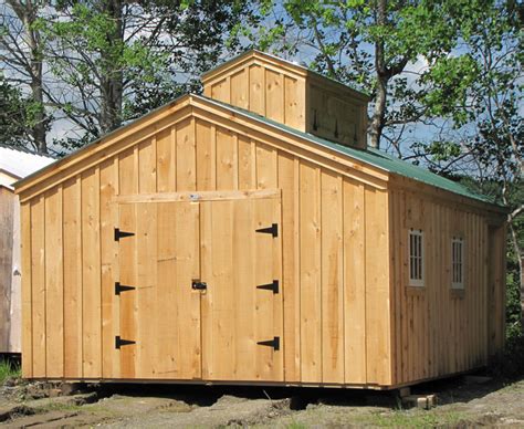 A traditional new england design, the sugar shack boasts functionality and aesthetic appeal. Large Sugar Shacks (14x, 16x, 20x) - Jamaica Cottage Shop