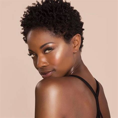 One tip to remember is that your highlights should concentrate around the face and the area on the top of your head in order to produce more realistic and the. What is the best hair color for hazel eyes? - Hair Adviser