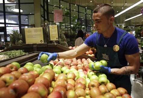 Whole Foods Rolls Out Produce Rankings The Columbian