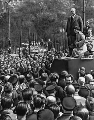 Эта дата установлена не случайно, она связана с одной из страниц. Первое мая - это... Что такое Первое мая?
