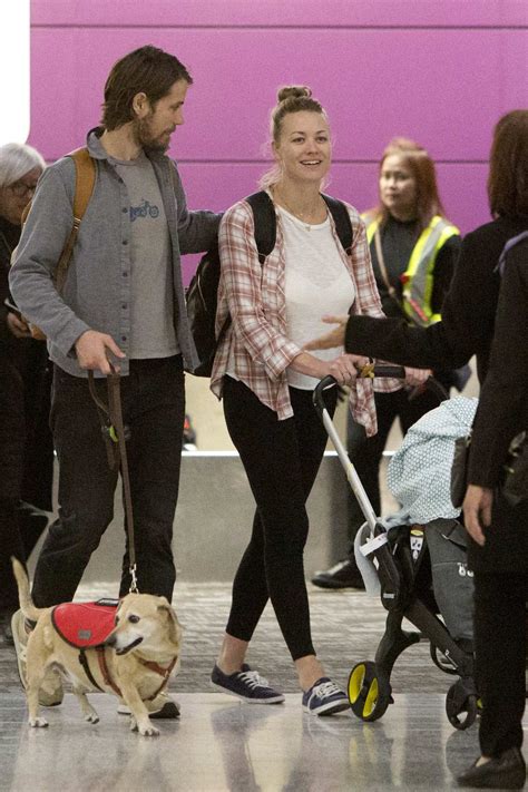 Yvonne Strahovski Spotted At The Airport With Her Husband And Baby As