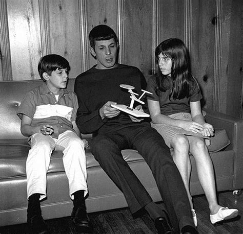 Leonard Nimoy With His Kids 1960s Oldschoolcool