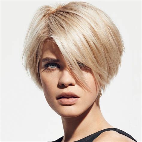 Beauté 21 plus belles idées coiffure courte femme tendance 2020