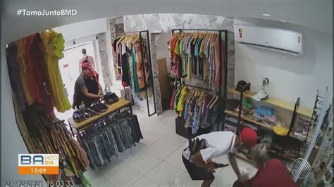 Imagens Mostram Homens Armados Em Assalto A Loja De Roupas Em Camaçari Na Bahia Veja Vídeo Da