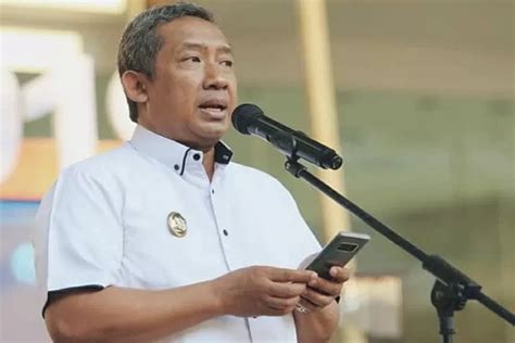 Yana Mulyana Ditunjuk Jadi Plt Wali Kota Bandung Moeslim Choice