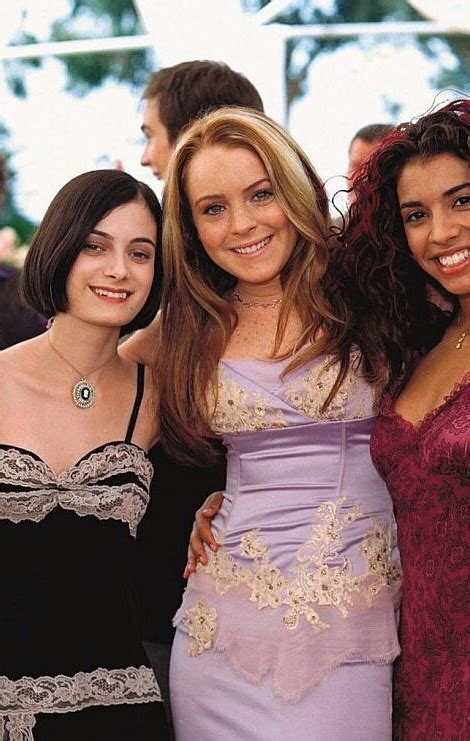 Mais lindsay lohan est surtout une accro au réseau instagram. Lindsay Lohan Freaky Friday - Lindsay Lohan Facts Celebrities Who Started On Soaps / Bài hát ...