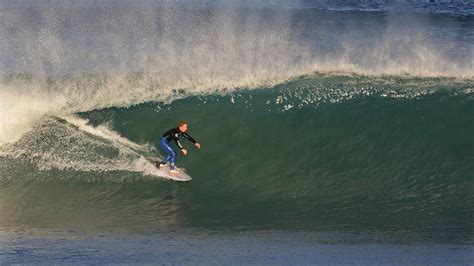 Surf Report With John Veage Wandas Nicholas Fox Is Off To Hawaii The