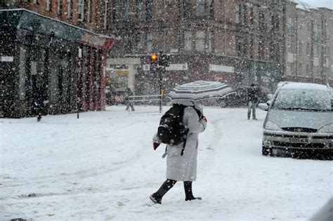 Snow To Hit Glasgow This Week Severe Weather Warning Issued By Met