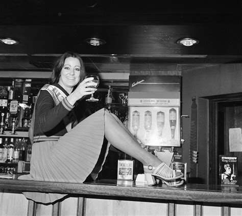 A Fascinating Look Back At The Teesside Barmaids And Pubs Of The