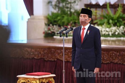 Foto Presiden Jokowi Lantik Azwar Anas Jadi Menteri Pan Rb