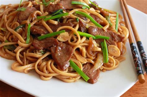 #shrimp #seafood #egg noodles #stirfried #chao mian #chow mian #hai xian #xia. Shanghai Noodles (Cu Chao Mian) | Recipe | Recipes ...